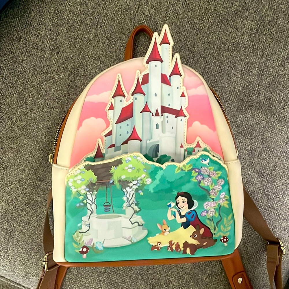 Disney Loungefly Snow White backpack